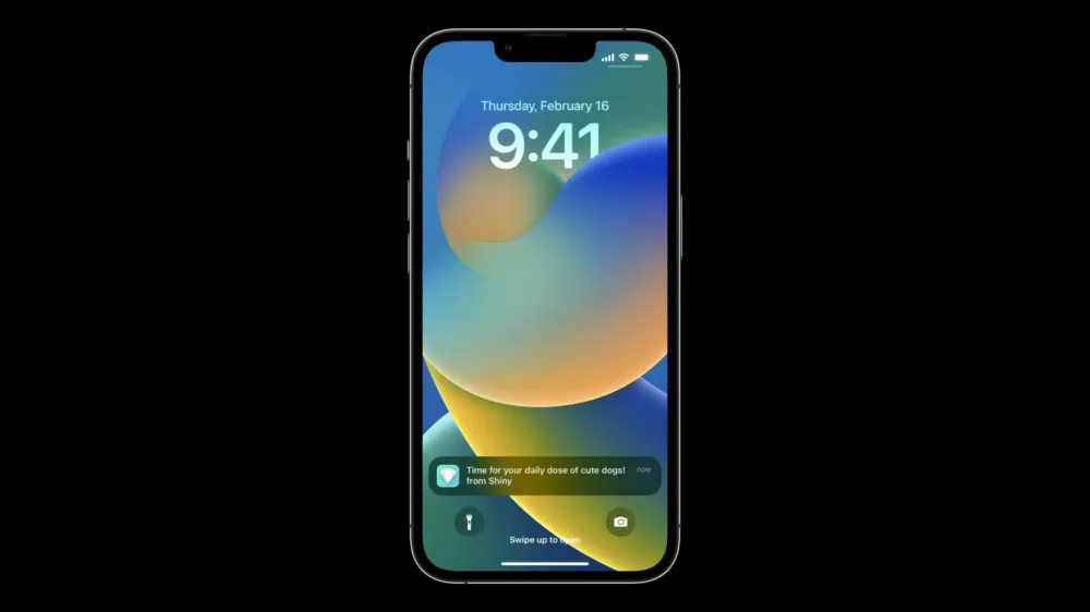 iPhone with web push notification on lock screen